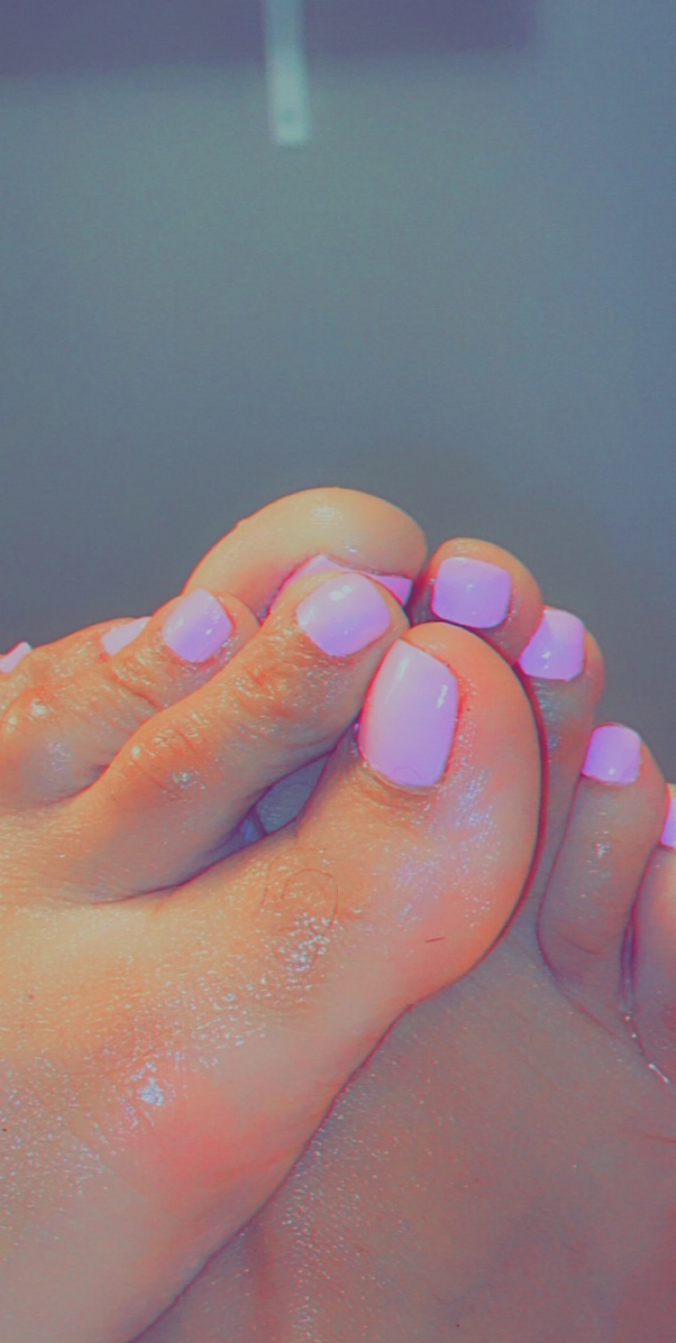 prettypinktoes27 @prettypinktoes27 onlyfans cover picture