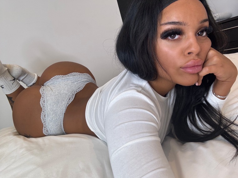 sapphire.y @sapphire.y onlyfans cover picture