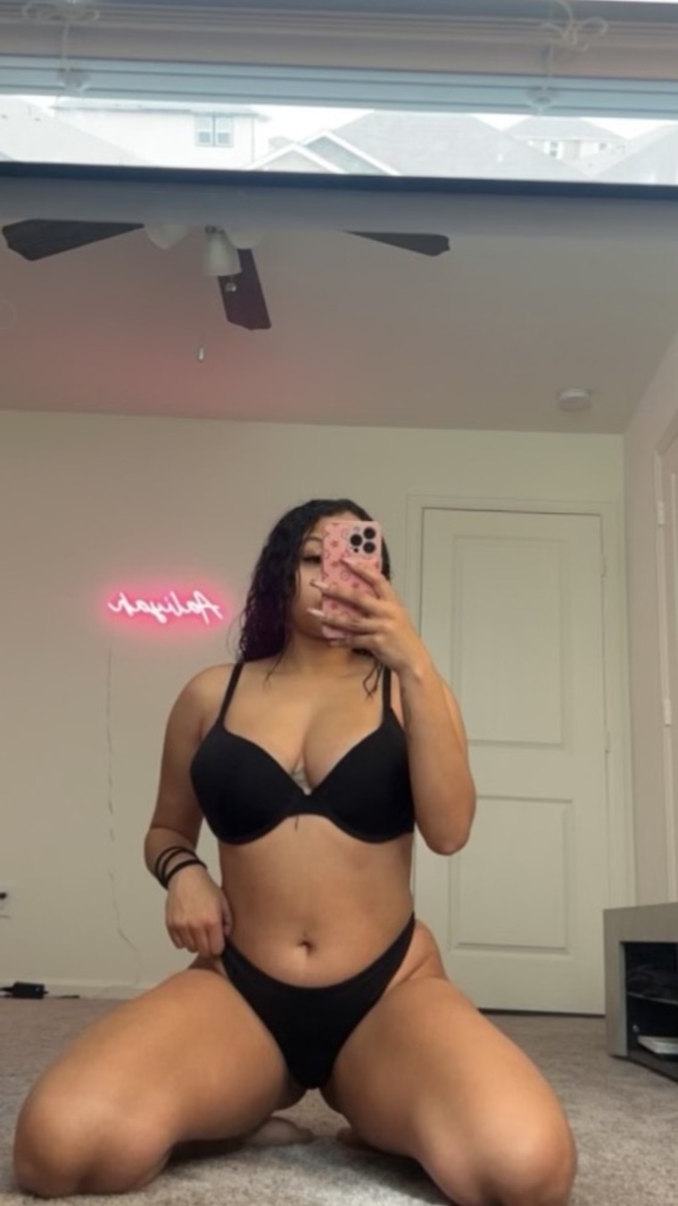 liyahh5280 @liyahh5280 onlyfans cover picture