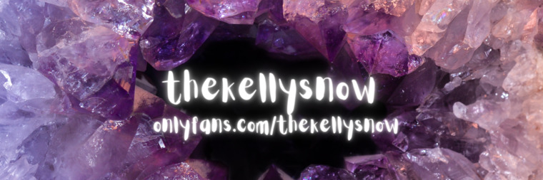 thekellysnow @thekellysnow onlyfans cover picture