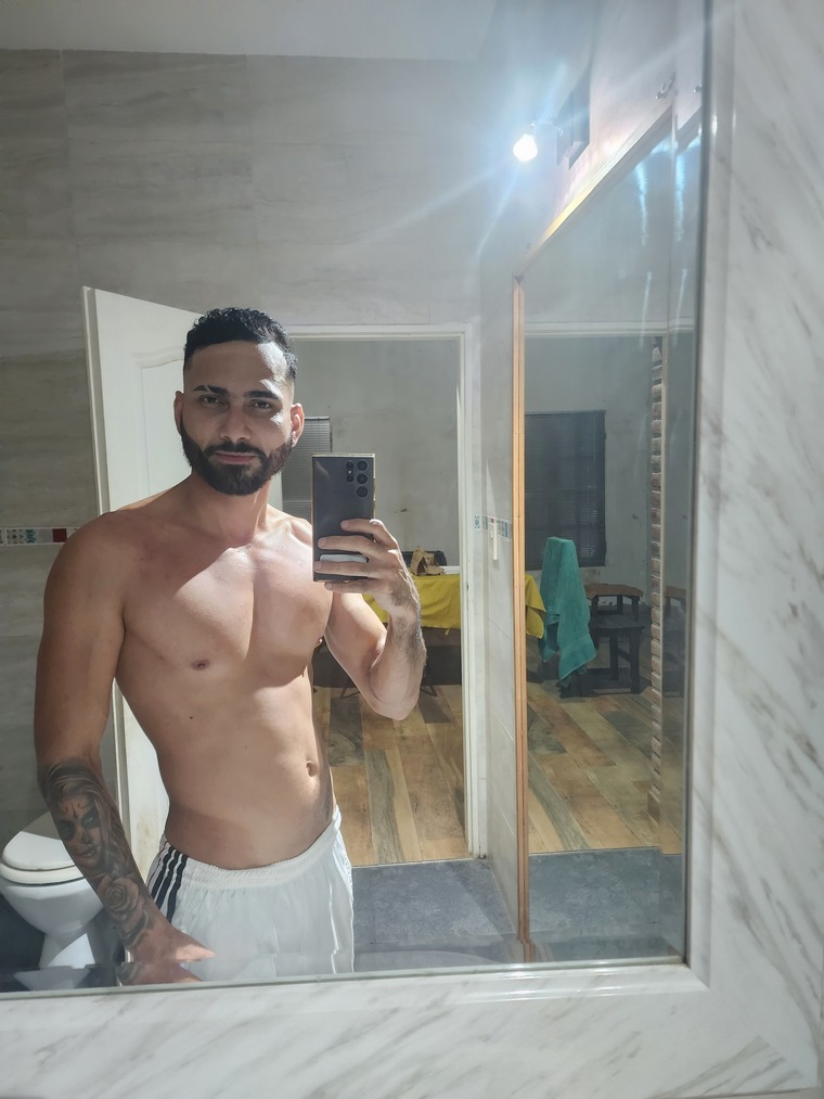 miguelanghell25 @miguelanghell25 onlyfans cover picture