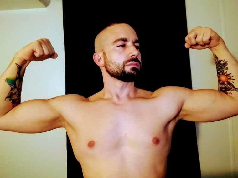 bimuscle @bimuscle onlyfans cover picture