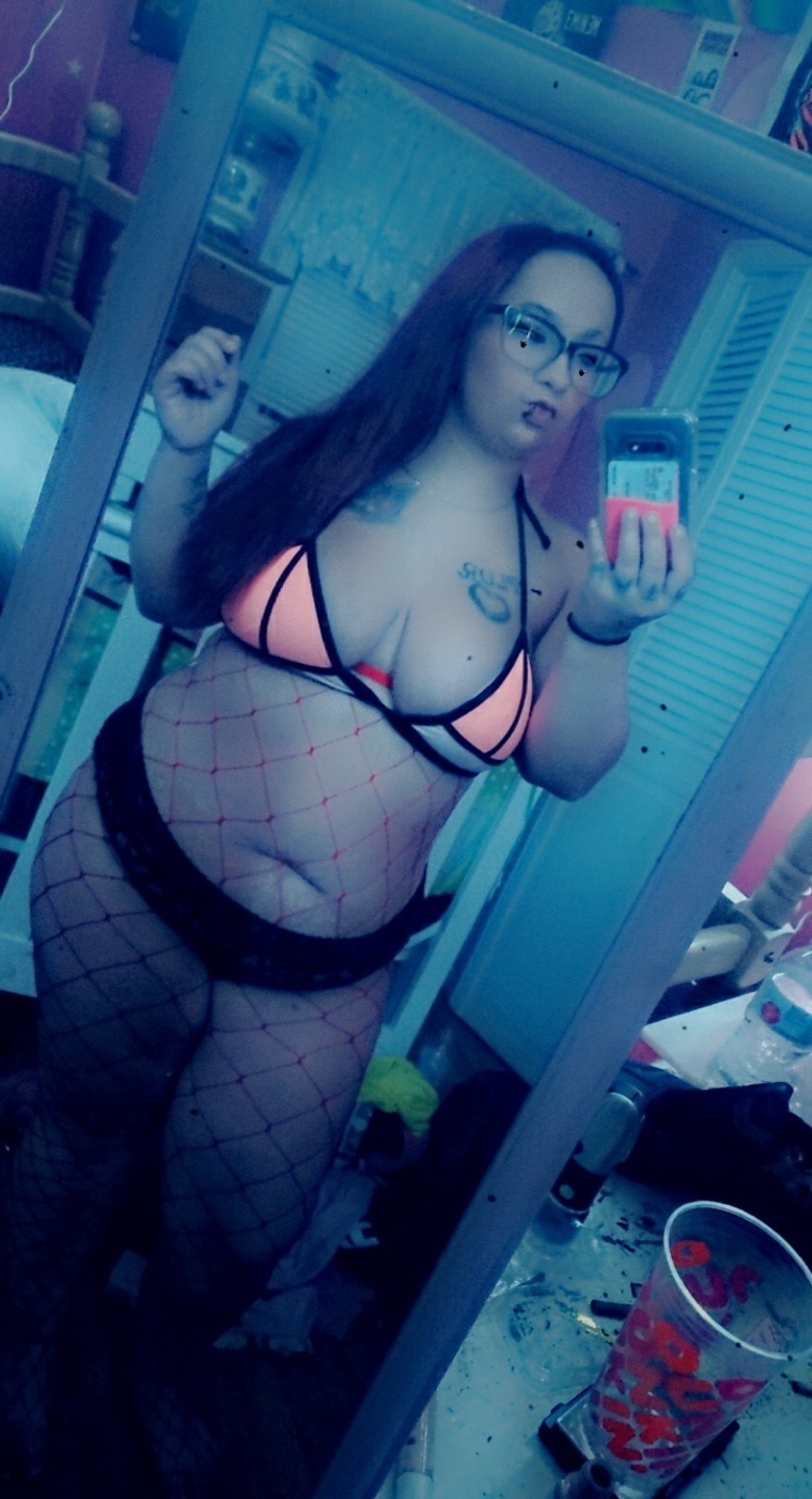 lilbitch97 @lilbitch97 onlyfans cover picture