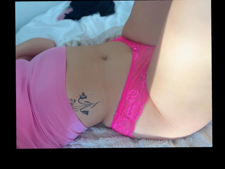 roxeeen @roxeeen onlyfans cover picture