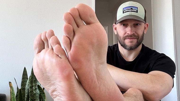alphafeetguy @alphafeetguy onlyfans cover picture